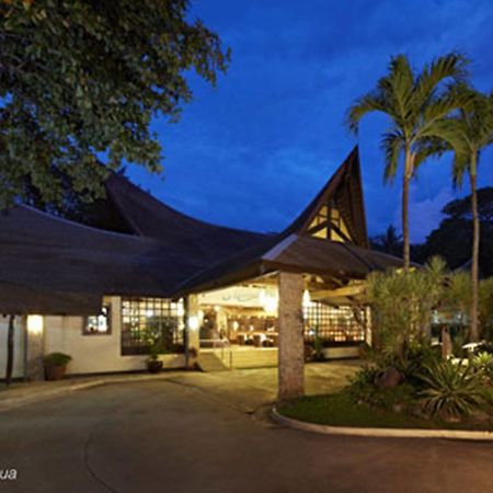 Matabungkay Beach Hotel Lian Exteriör bild