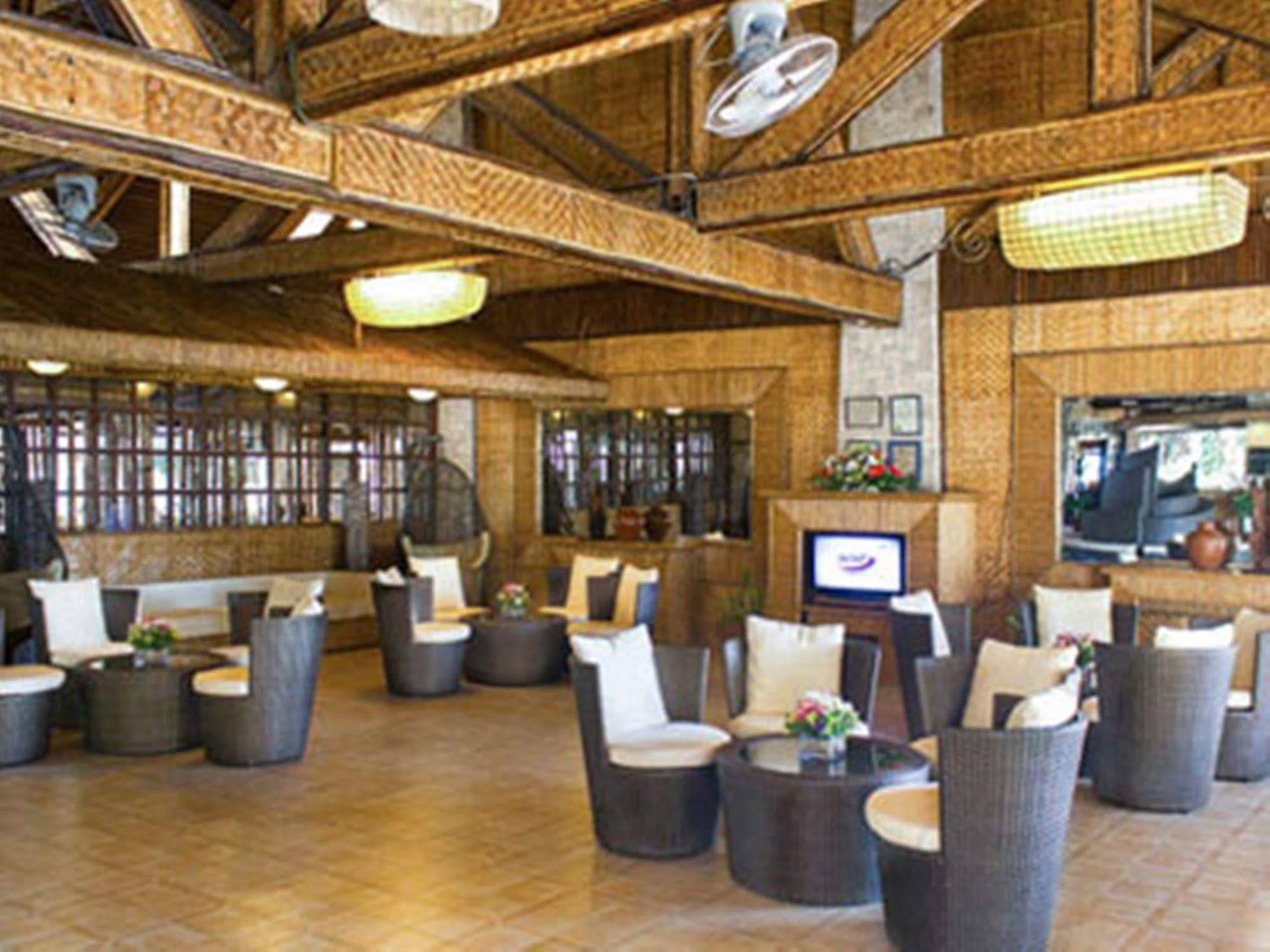 Matabungkay Beach Hotel Lian Exteriör bild