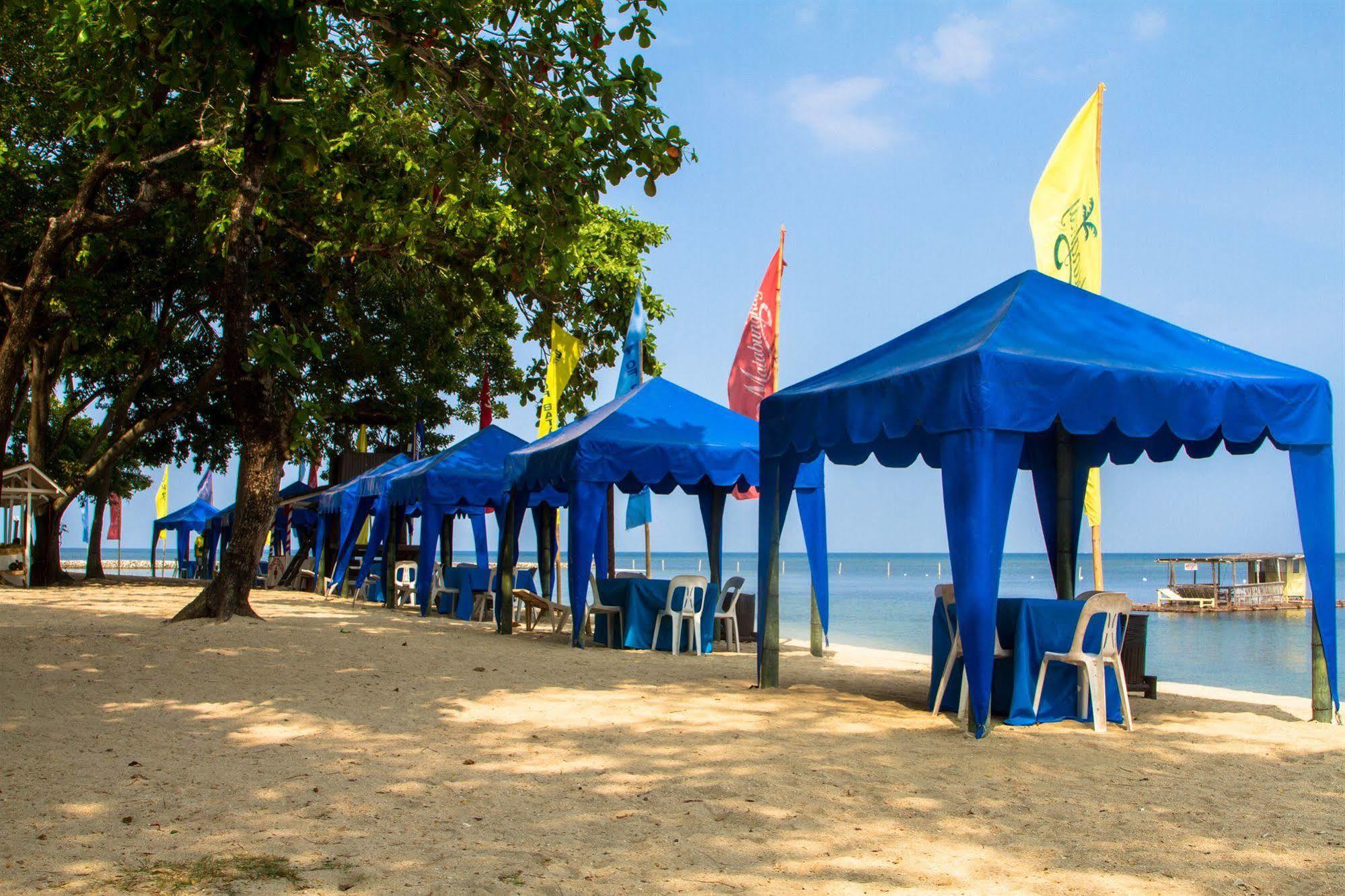 Matabungkay Beach Hotel Lian Exteriör bild