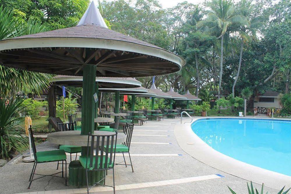 Matabungkay Beach Hotel Lian Exteriör bild